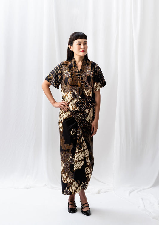 Kelana Wrap Top