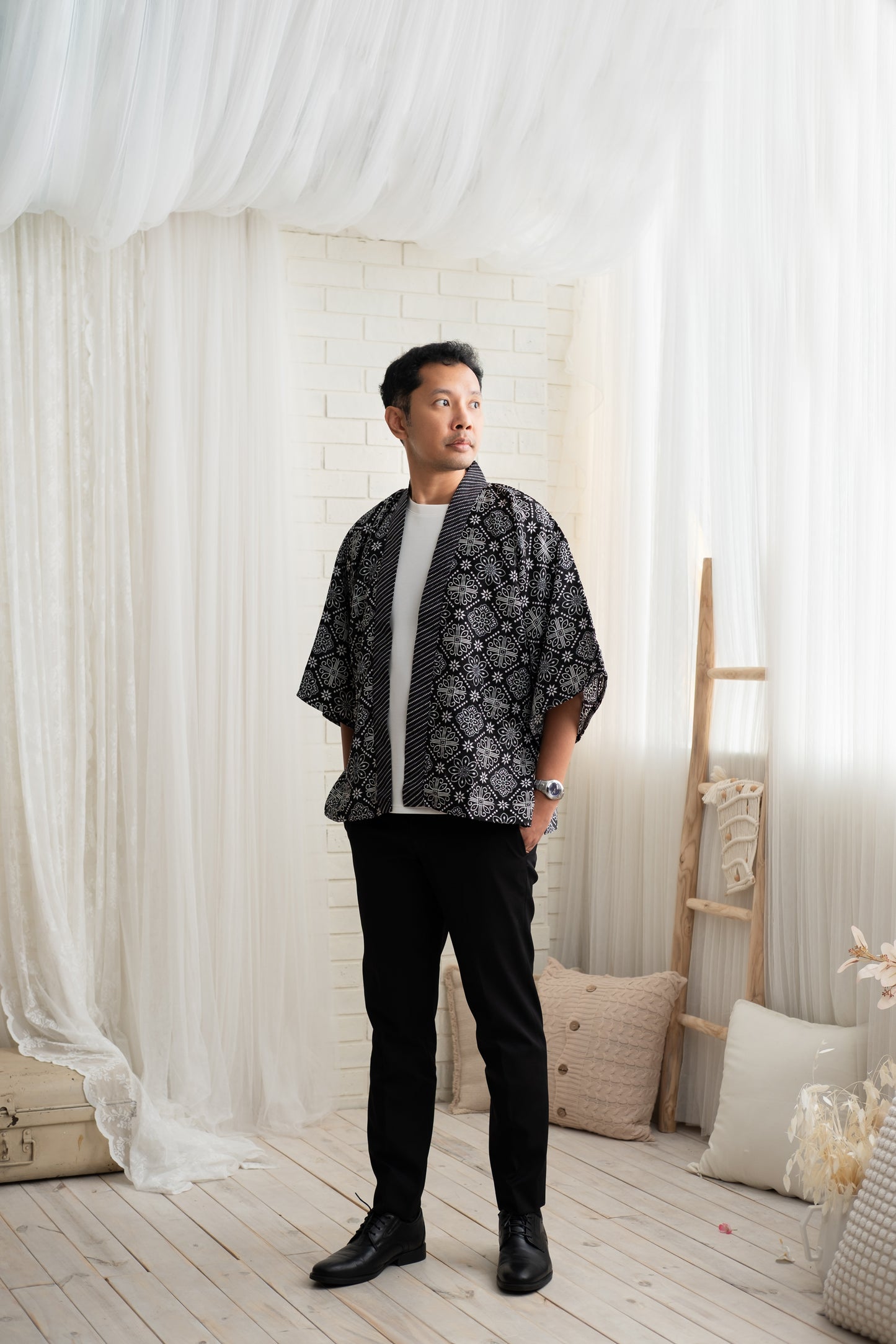 Amari Grey Kimono