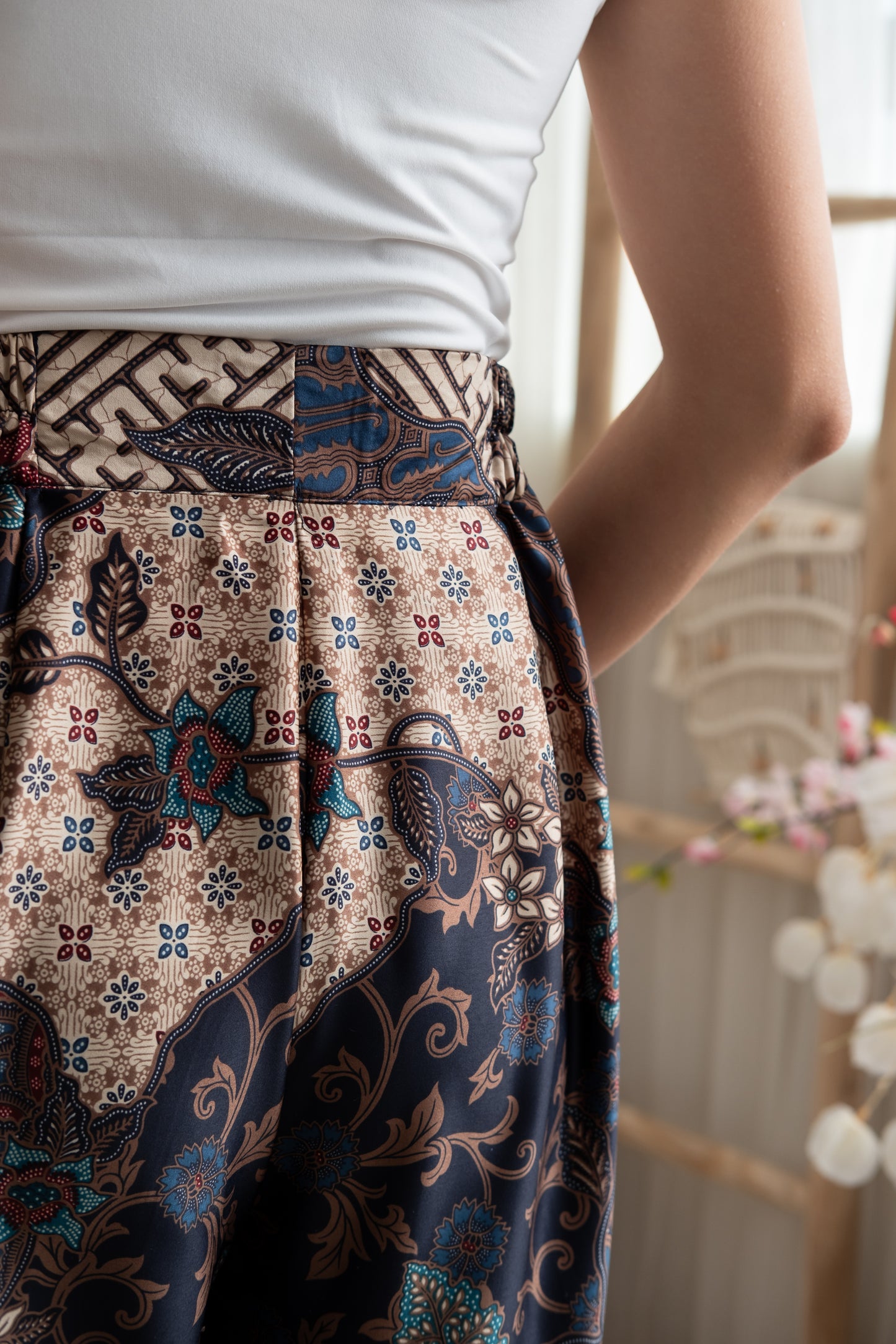 Moonlight Wide-Legged Pant